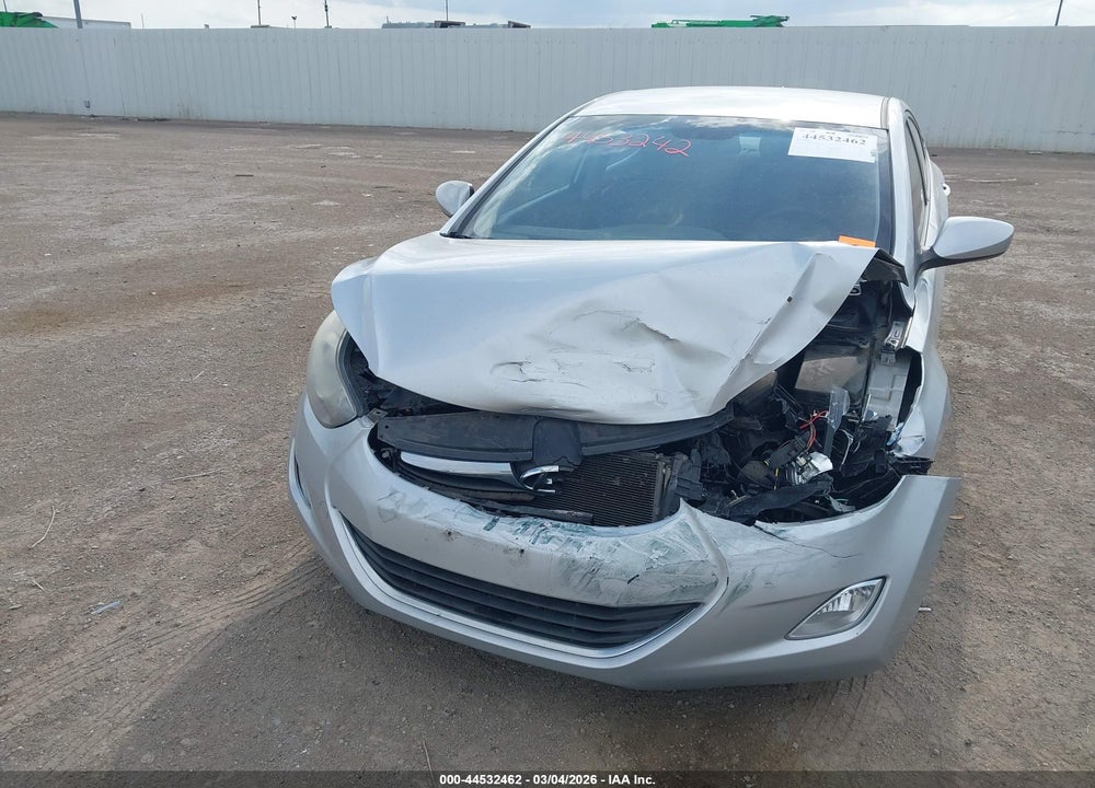 2013 HYUNDAI ELANTRA GLS VIN: 5NPDH4AE3DH385574