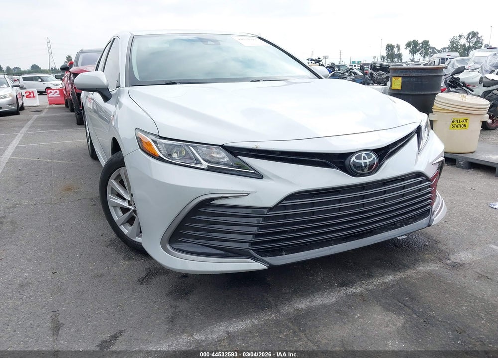 2024 TOYOTA CAMRY LE VIN: 4T1C11AKXRU212423