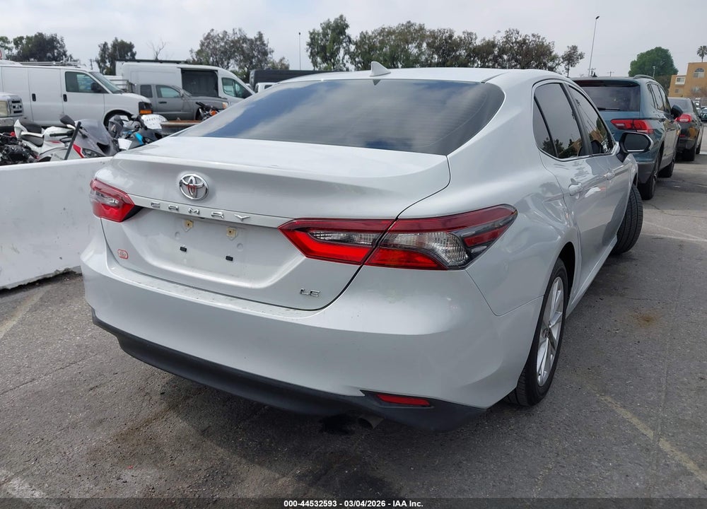 2024 TOYOTA CAMRY LE VIN: 4T1C11AKXRU212423