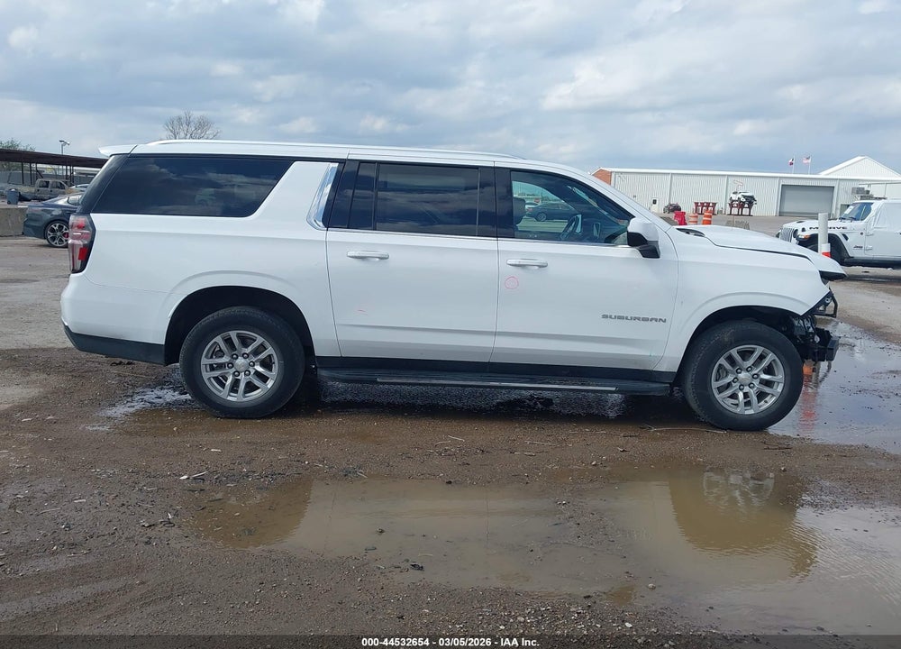 2023 CHEVROLET SUBURBAN 2WD LT VIN: 1GNSCCKD7PR204583