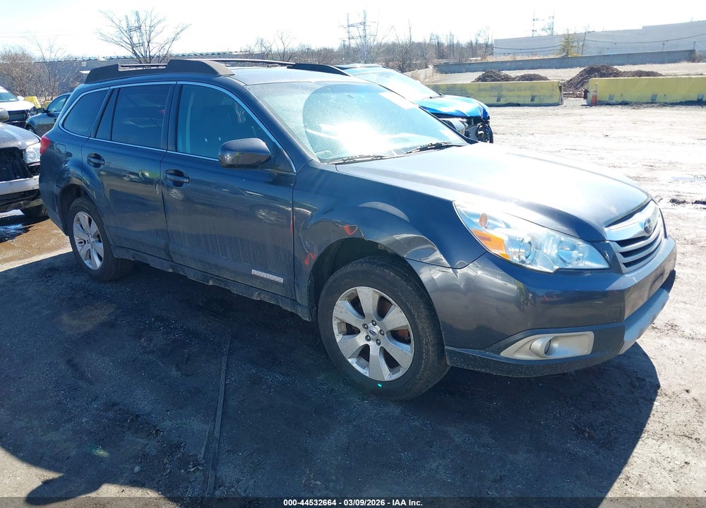 2011 SUBARU OUTBACK 2.5I LIMITED VIN: 4S4BRBLCXB3445892