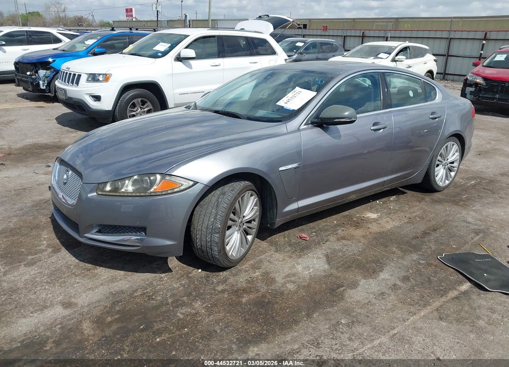 2013 JAGUAR XF VIN: SAJWA0ES6DPS86484