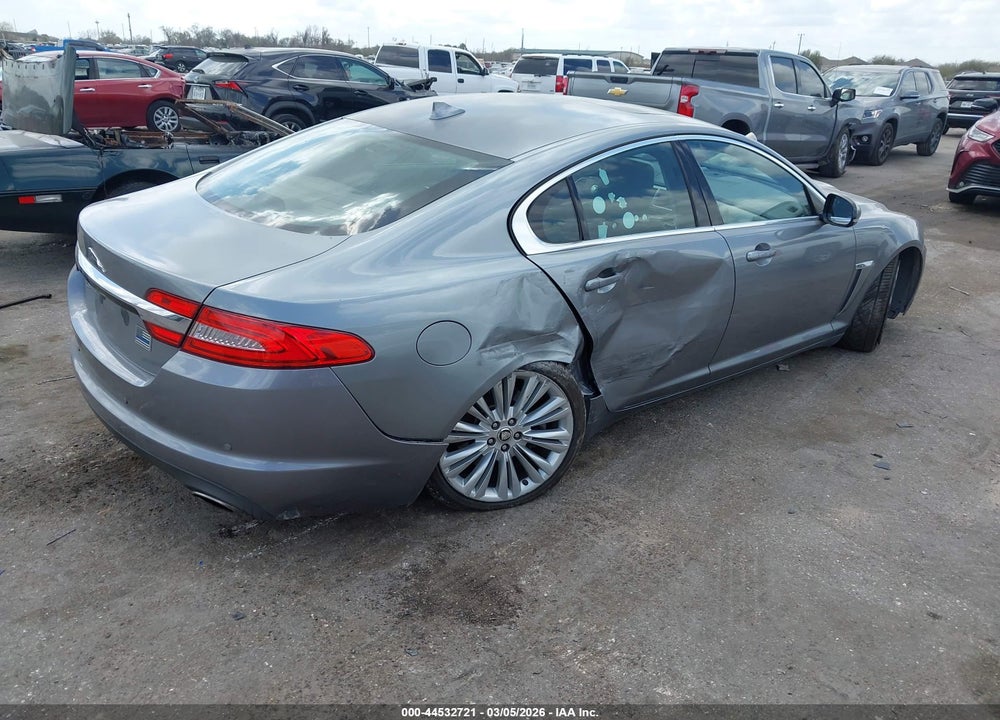 2013 JAGUAR XF VIN: SAJWA0ES6DPS86484