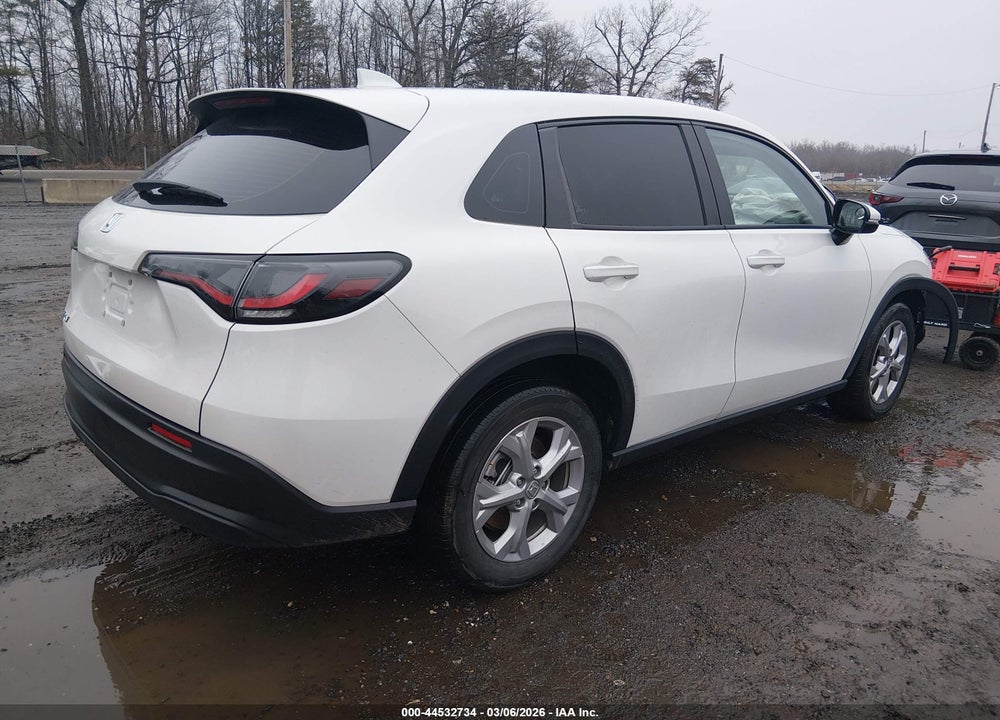 2025 HONDA HR-V AWD LX VIN: 3CZRZ2H34SM758487