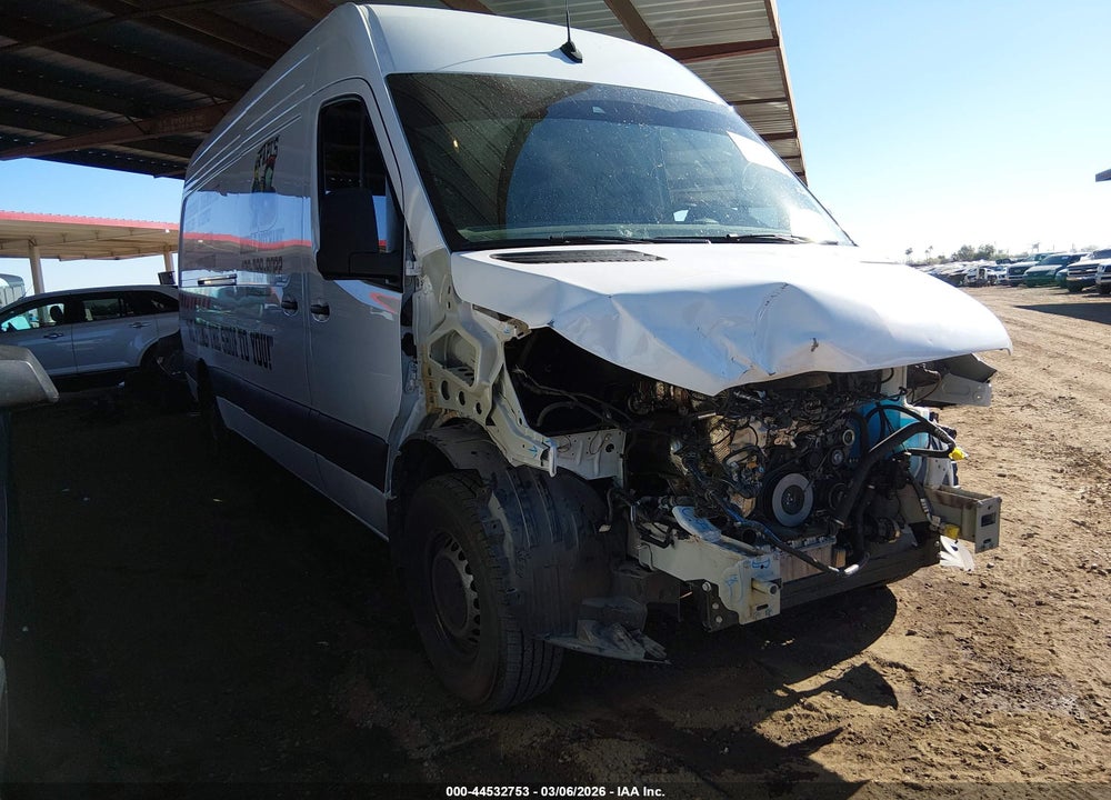 2024 MERCEDES-BENZ SPRINTER 2500 HIGH ROOF 4-CYL DIESEL HO VIN: W1Y4NCHY7RT179031