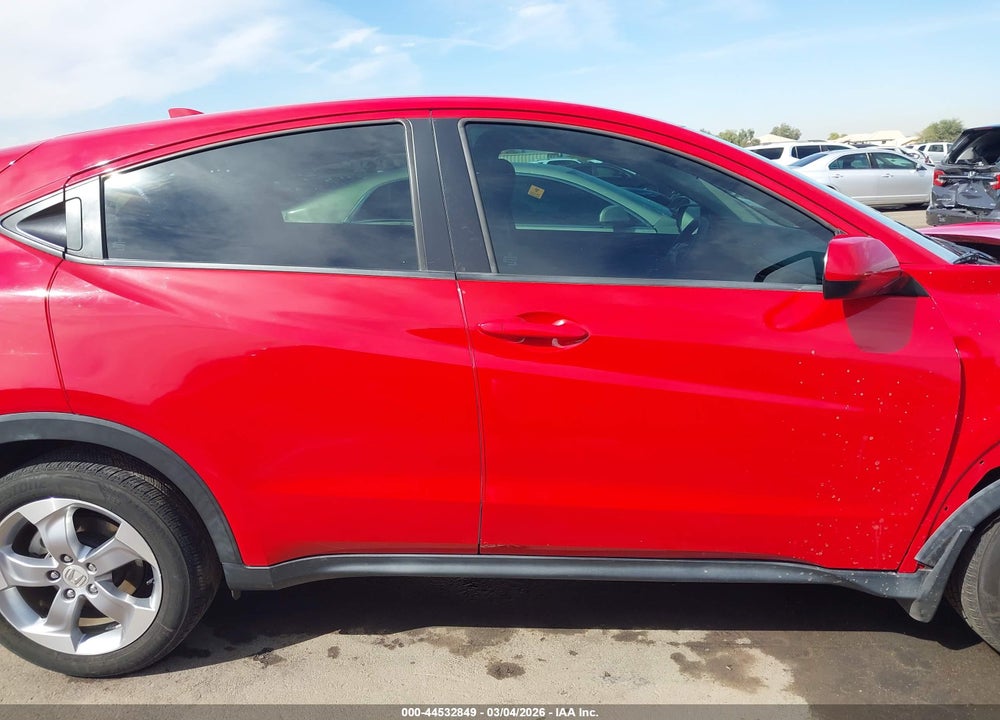 2018 HONDA HR-V LX VIN: 3CZRU5H30JM702500