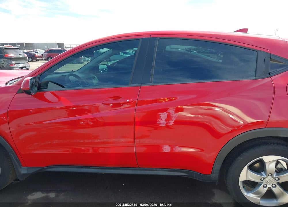 2018 HONDA HR-V LX VIN: 3CZRU5H30JM702500