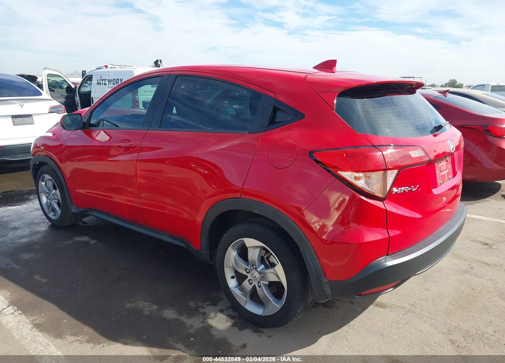 2018 HONDA HR-V LX VIN: 3CZRU5H30JM702500