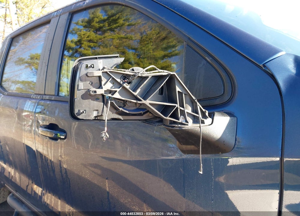 2021 CHEVROLET SILVERADO 1500 4WD  SHORT BED LT TRAIL BOSS VIN: 1GCPYFED2MZ392745