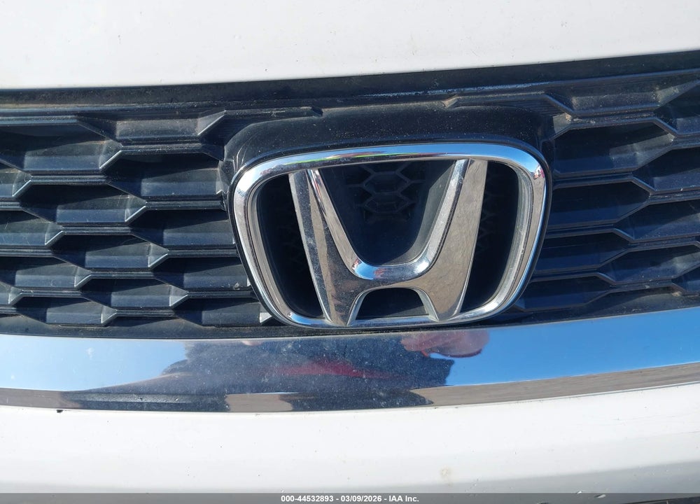 2014 HONDA ACCORD VIN: 1HGCT1B87EA002909