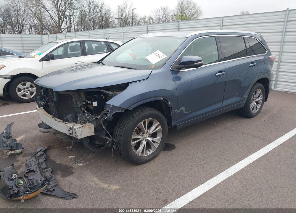2014 TOYOTA HIGHLANDER XLE V6 VIN: 5TDKKRFH4ES014489