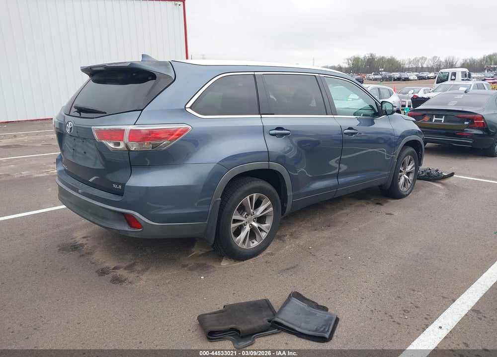 2014 TOYOTA HIGHLANDER XLE V6 VIN: 5TDKKRFH4ES014489