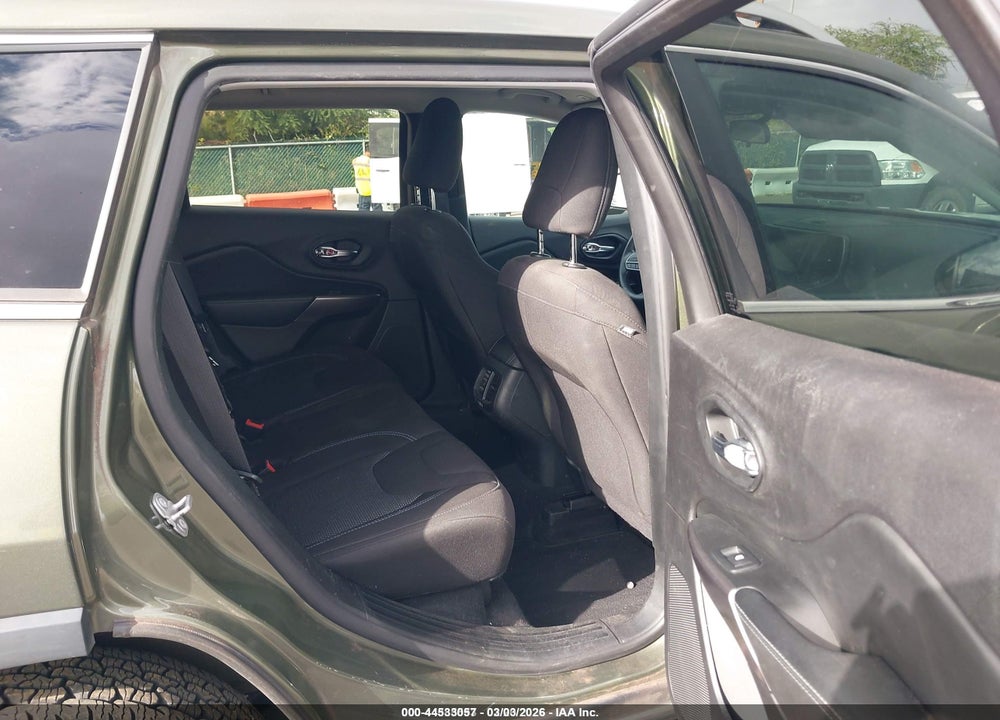 2019 JEEP CHEROKEE LATITUDE 4X4 VIN: 1C4PJMCB9KD440343