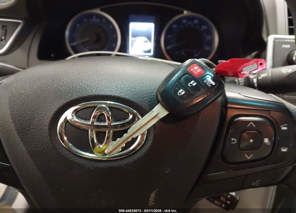 2016 TOYOTA CAMRY LE VIN: 4T4BF1FK8GR521798
