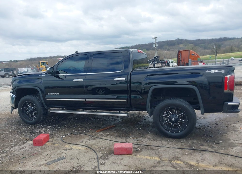 2017 GMC SIERRA 1500 SLT VIN: 3GTU2NEC9HG461555