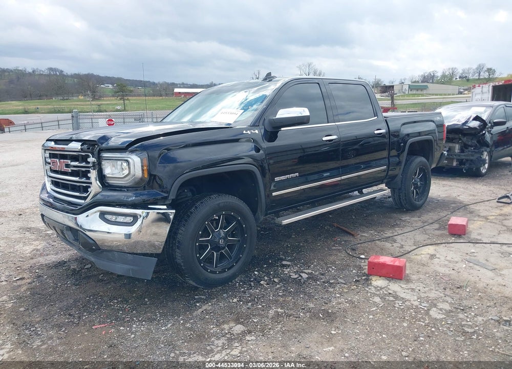 2017 GMC SIERRA 1500 SLT VIN: 3GTU2NEC9HG461555