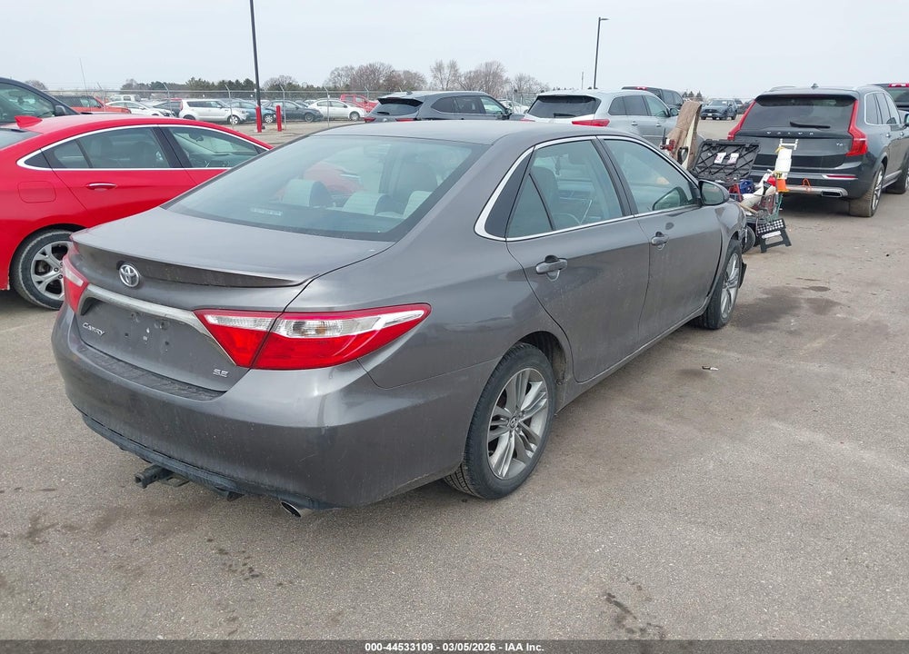 2015 TOYOTA CAMRY SE VIN: 4T1BF1FK4FU028225