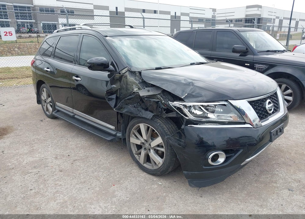 2014 NISSAN PATHFINDER PLATINUM VIN: 5N1AR2MM2EC621485
