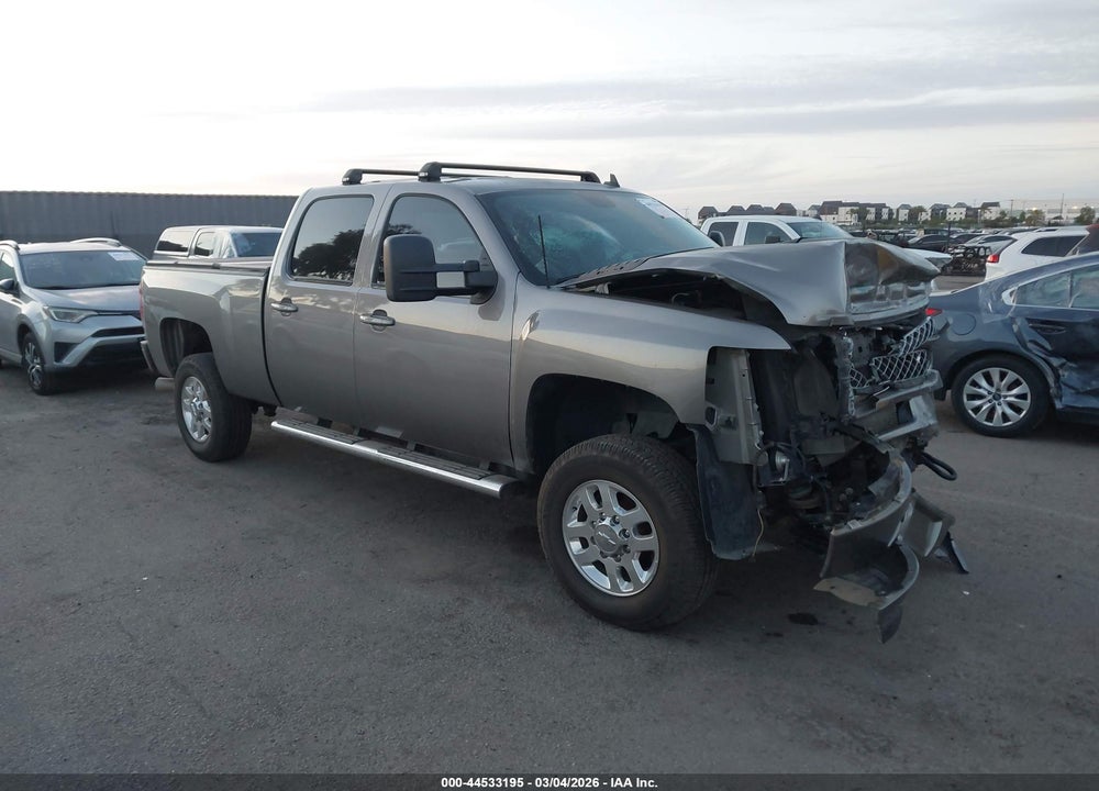 2013 CHEVROLET SILVERADO 2500HD LT VIN: 1GC1KXE81DF225035