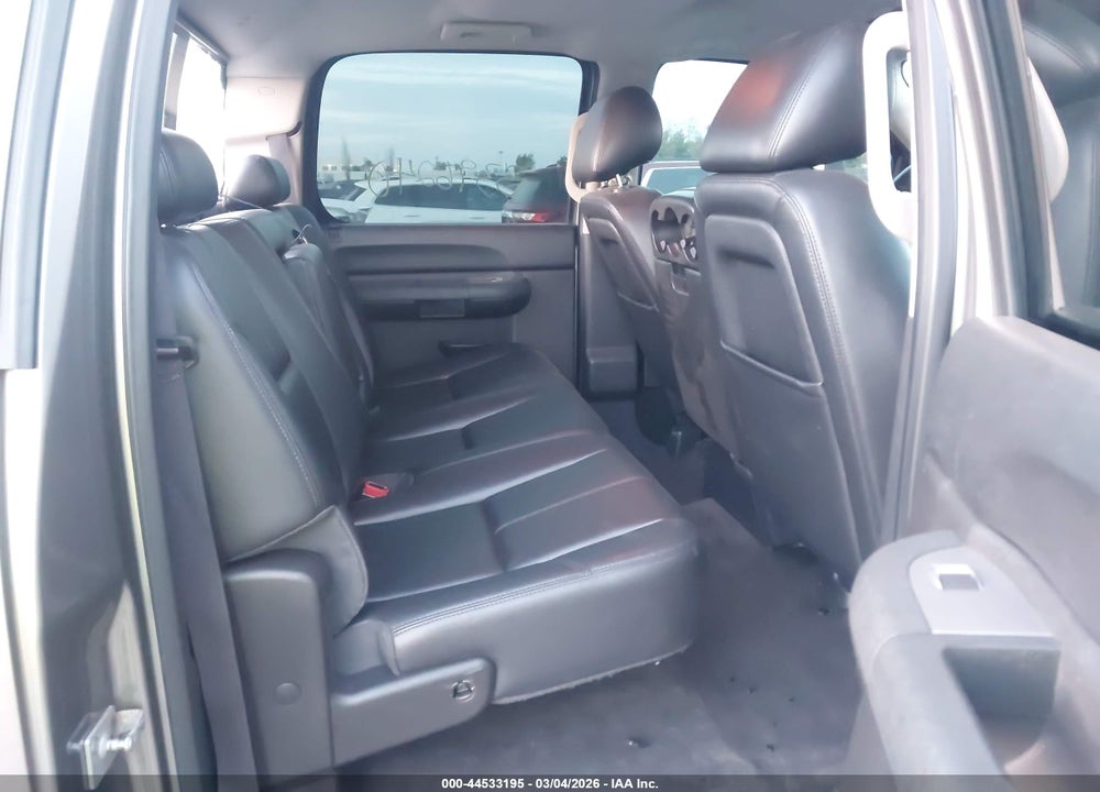 2013 CHEVROLET SILVERADO 2500HD LT VIN: 1GC1KXE81DF225035