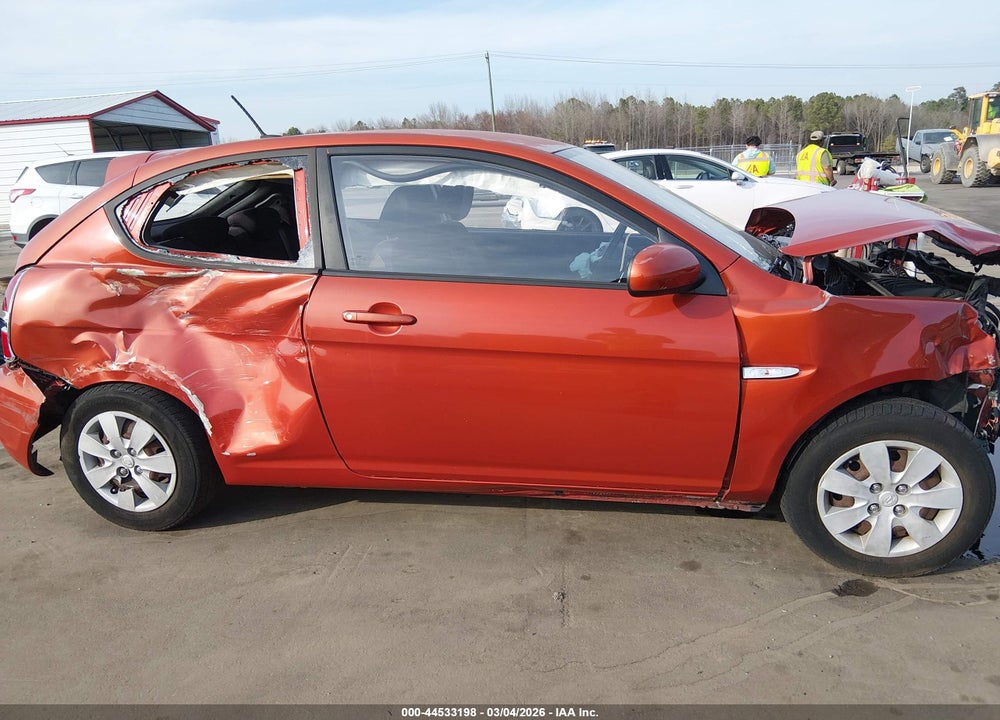 2010 HYUNDAI ACCENT GS VIN: KMHCM3ACXAU160033