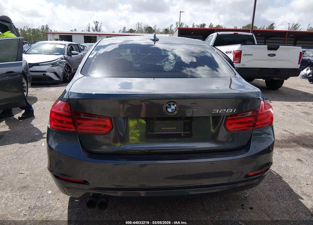 2013 BMW 328I XDRIVE VIN: WBA3B5G52DNS00485