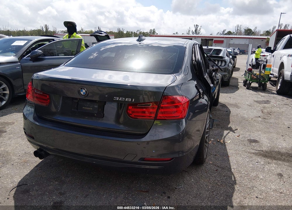 2013 BMW 328I XDRIVE VIN: WBA3B5G52DNS00485
