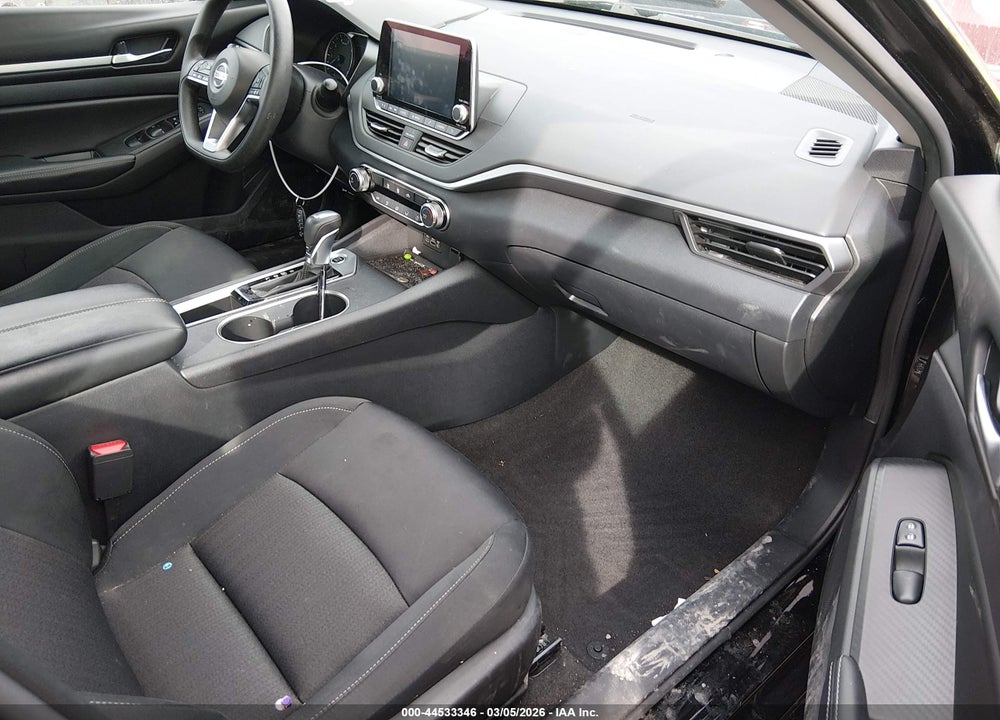 2022 NISSAN ALTIMA SV FWD VIN: 1N4BL4DV5NN303692