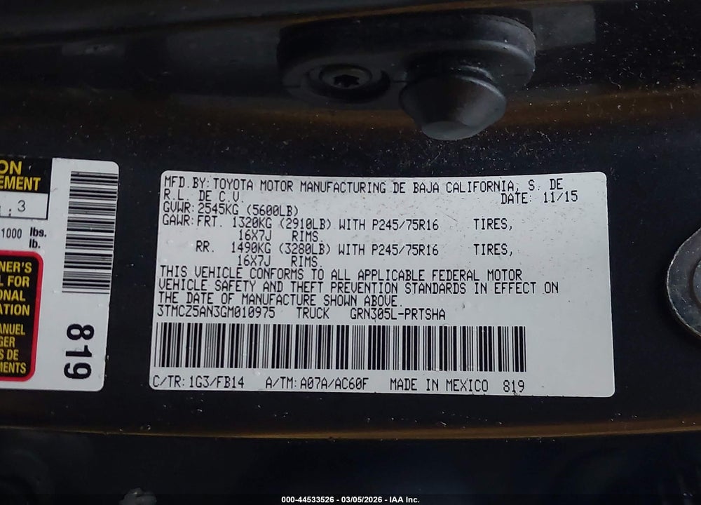2016 TOYOTA TACOMA SR V6 VIN: 3TMCZ5AN3GM010975