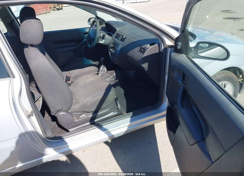 2006 FORD FOCUS ZX3 VIN: 1FAFP31N76W201715