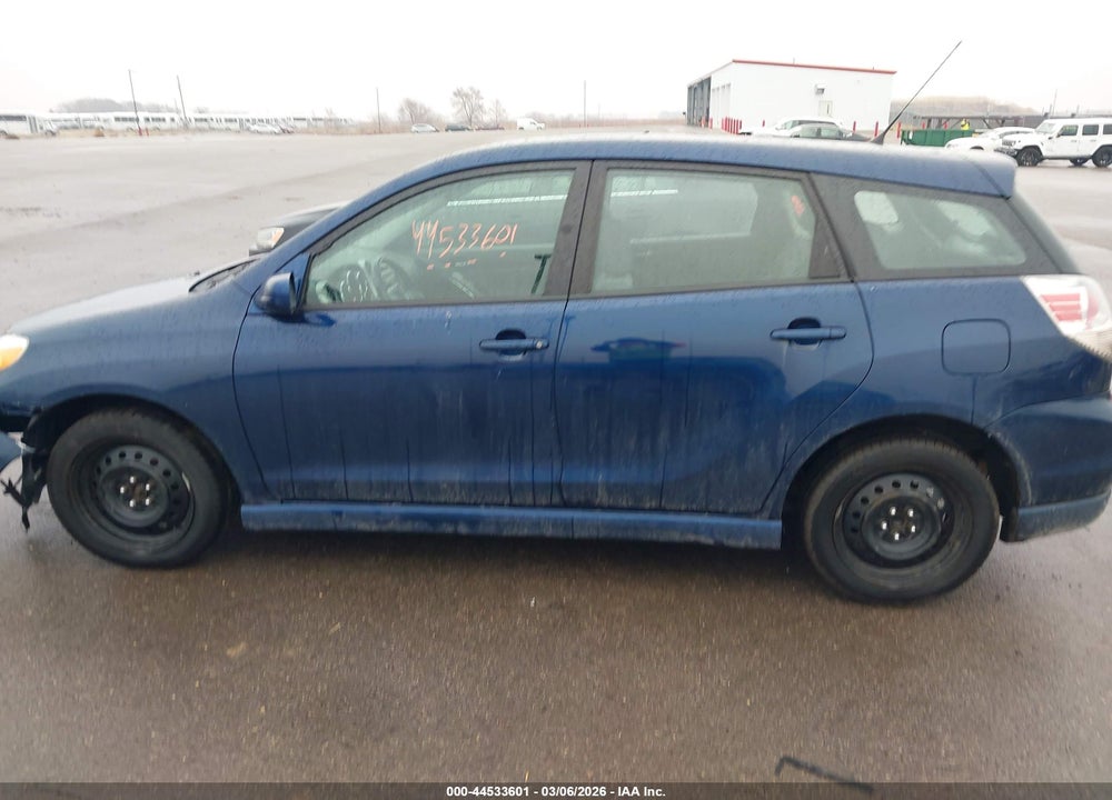 2005 TOYOTA MATRIX XR VIN: 2T1KR32E75C413913