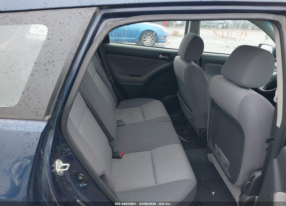2005 TOYOTA MATRIX XR VIN: 2T1KR32E75C413913