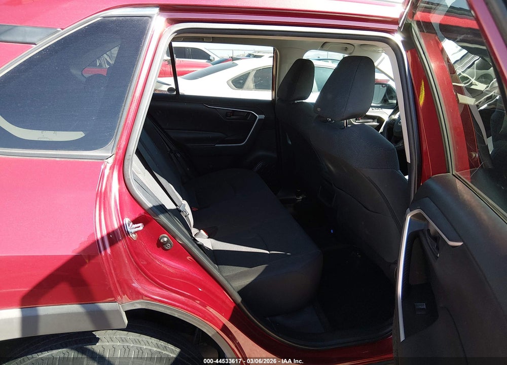 2021 TOYOTA RAV4 LE VIN: 2T3H1RFV2MW127745