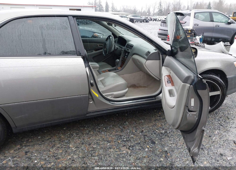 2000 LEXUS ES 300 VIN: JT8BF28G8Y0242548