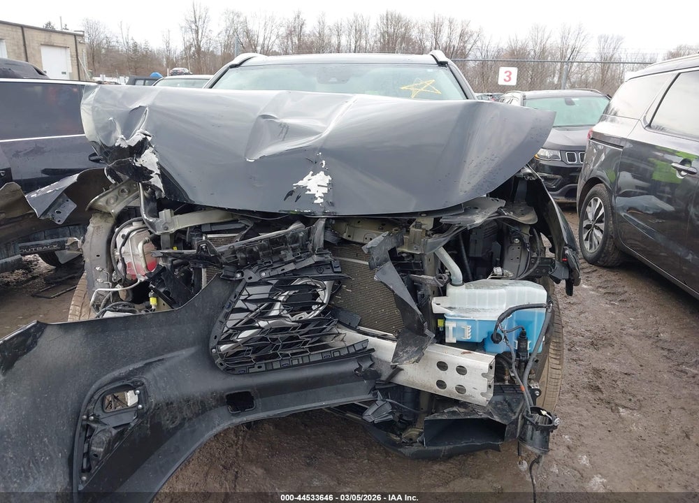 2022 TOYOTA HIGHLANDER XLE VIN: 5TDGZRBH3NS208213