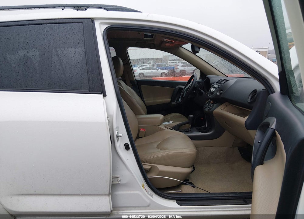 2011 TOYOTA RAV4 LIMITED VIN: 2T3YF4DV1BW100850