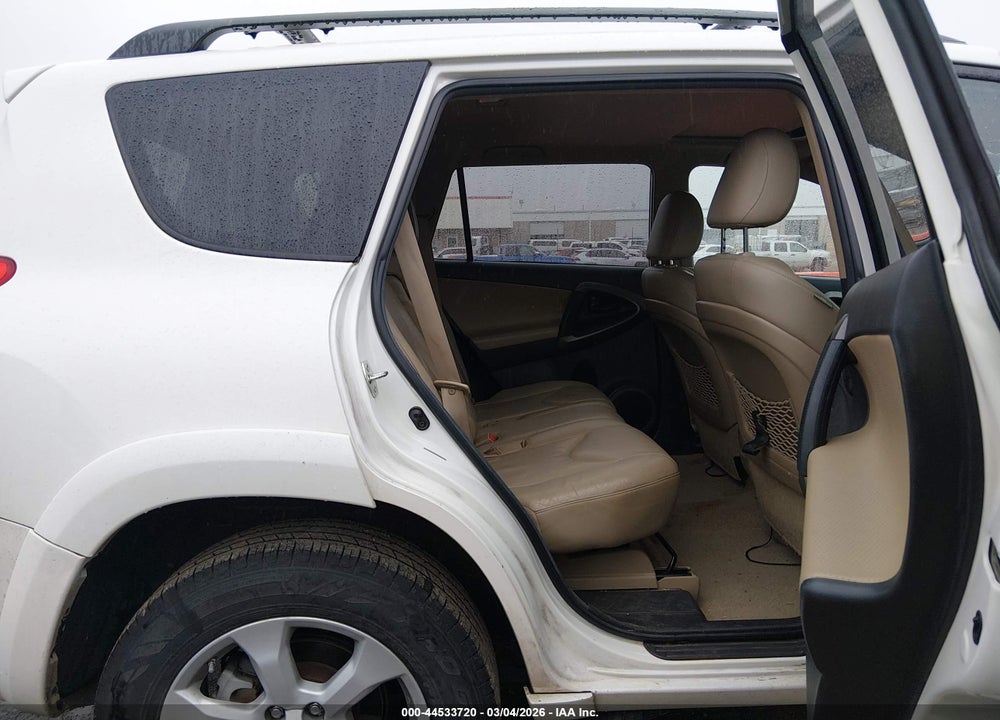 2011 TOYOTA RAV4 LIMITED VIN: 2T3YF4DV1BW100850