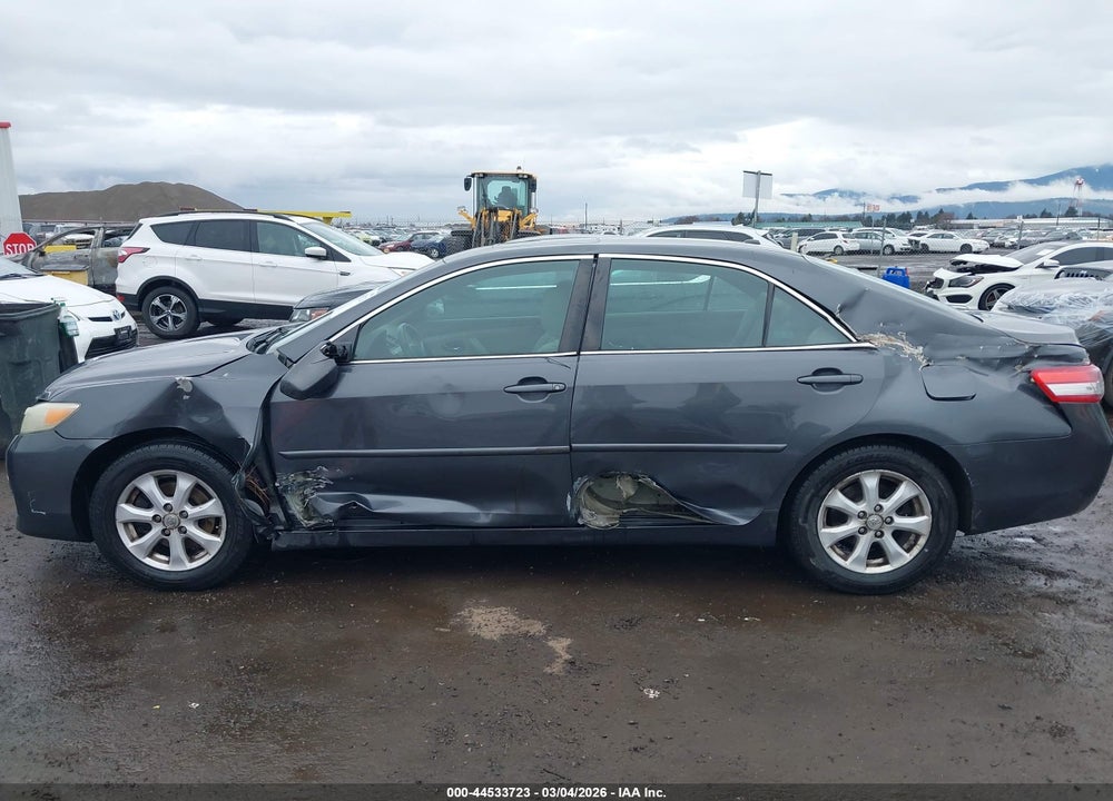 2011 TOYOTA CAMRY LE VIN: 4T1BF3EK3BU634042