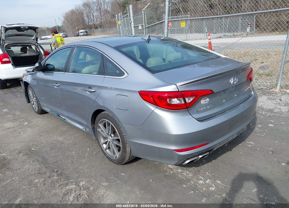 2017 HYUNDAI SONATA SPORT 2.0T VIN: 5NPE34AB2HH577955