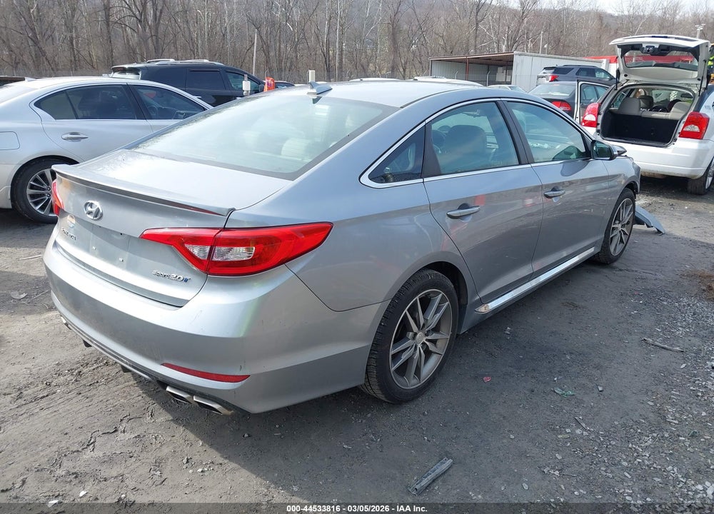 2017 HYUNDAI SONATA SPORT 2.0T VIN: 5NPE34AB2HH577955