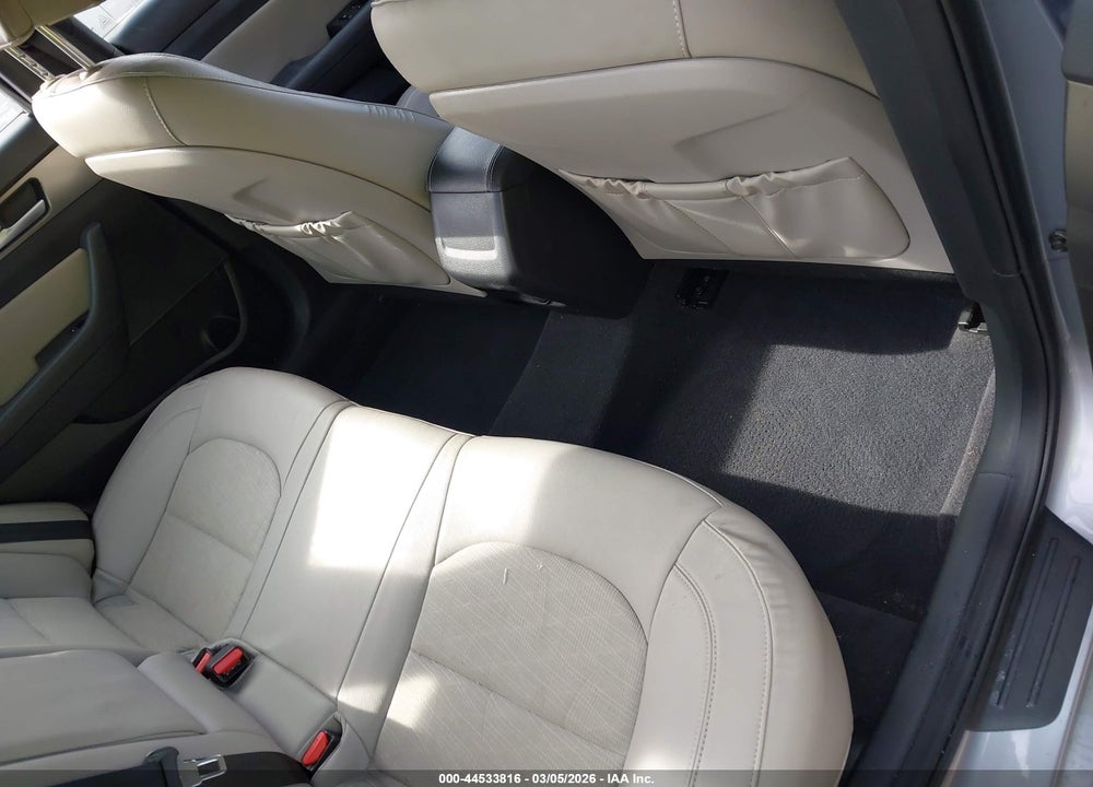 2017 HYUNDAI SONATA SPORT 2.0T VIN: 5NPE34AB2HH577955