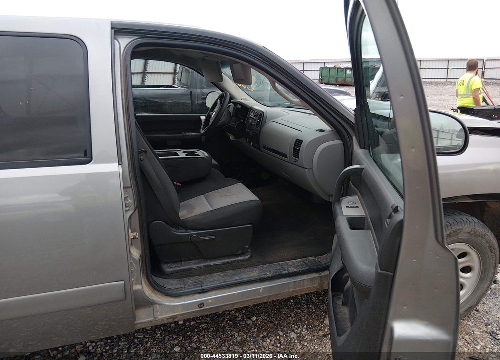 2007 CHEVROLET SILVERADO 1500 LS VIN: 2GCEC13C371706726