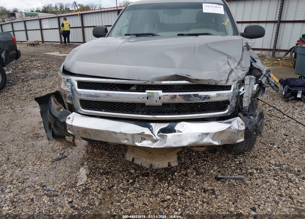 2007 CHEVROLET SILVERADO 1500 LS VIN: 2GCEC13C371706726