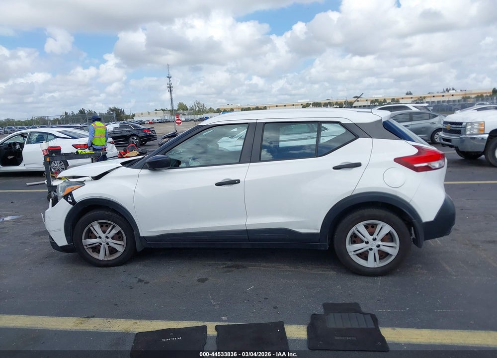 2019 NISSAN KICKS S VIN: 3N1CP5CU9KL500283