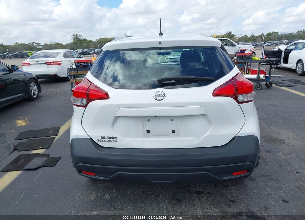 2019 NISSAN KICKS S VIN: 3N1CP5CU9KL500283