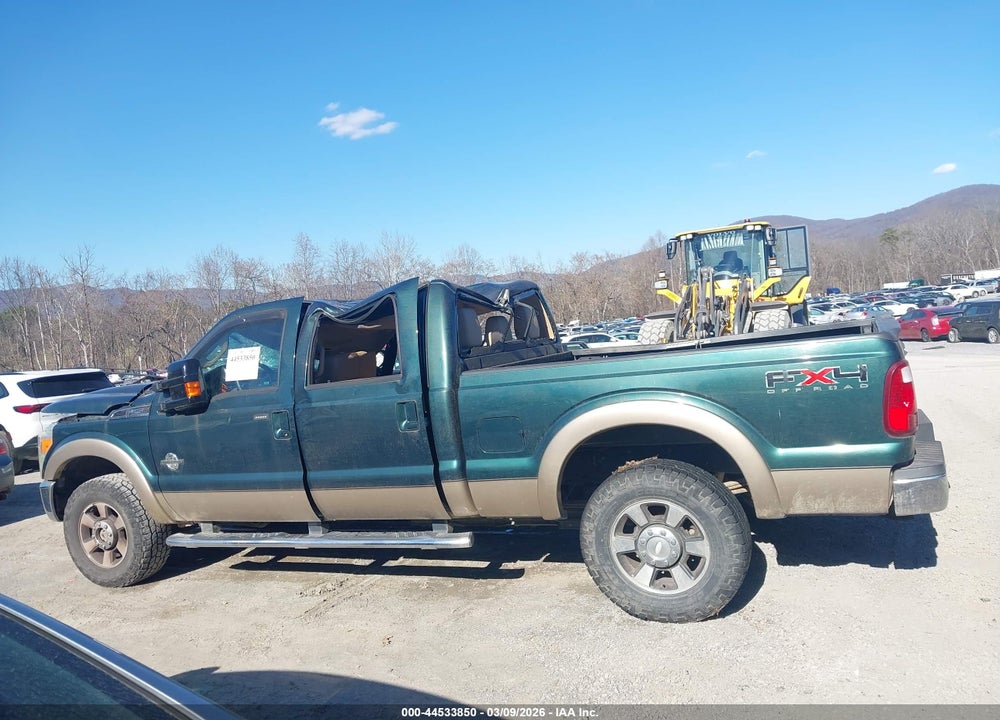 2011 FORD F-250 LARIAT VIN: 1FT7W2BT8BEA05811