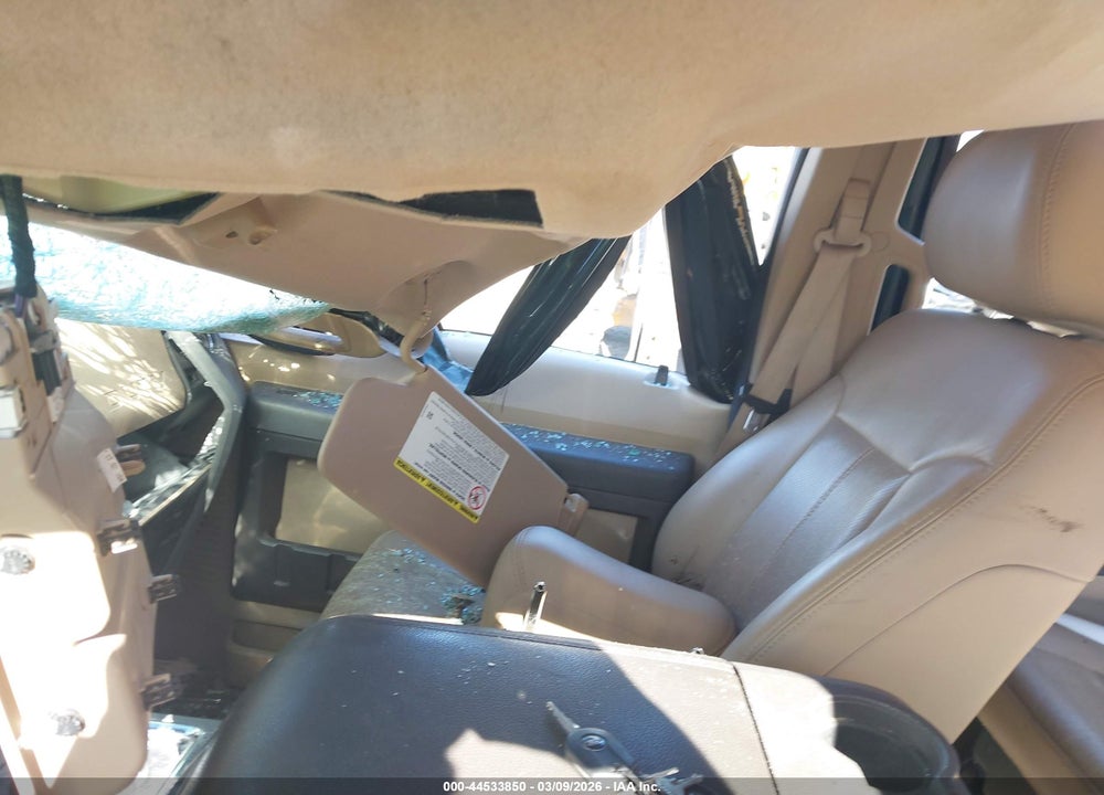 2011 FORD F-250 LARIAT VIN: 1FT7W2BT8BEA05811