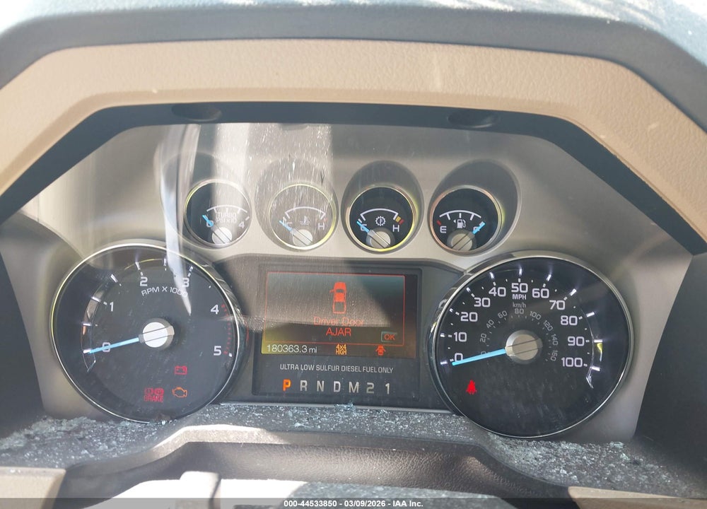 2011 FORD F-250 LARIAT VIN: 1FT7W2BT8BEA05811
