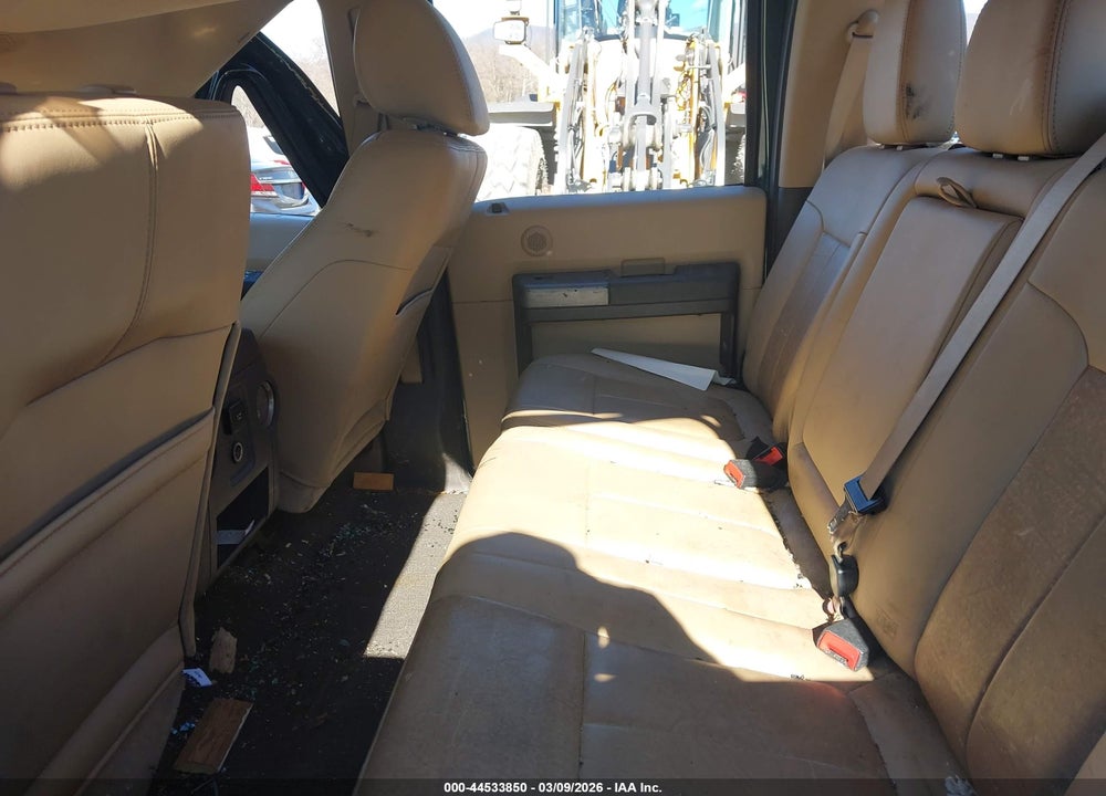 2011 FORD F-250 LARIAT VIN: 1FT7W2BT8BEA05811