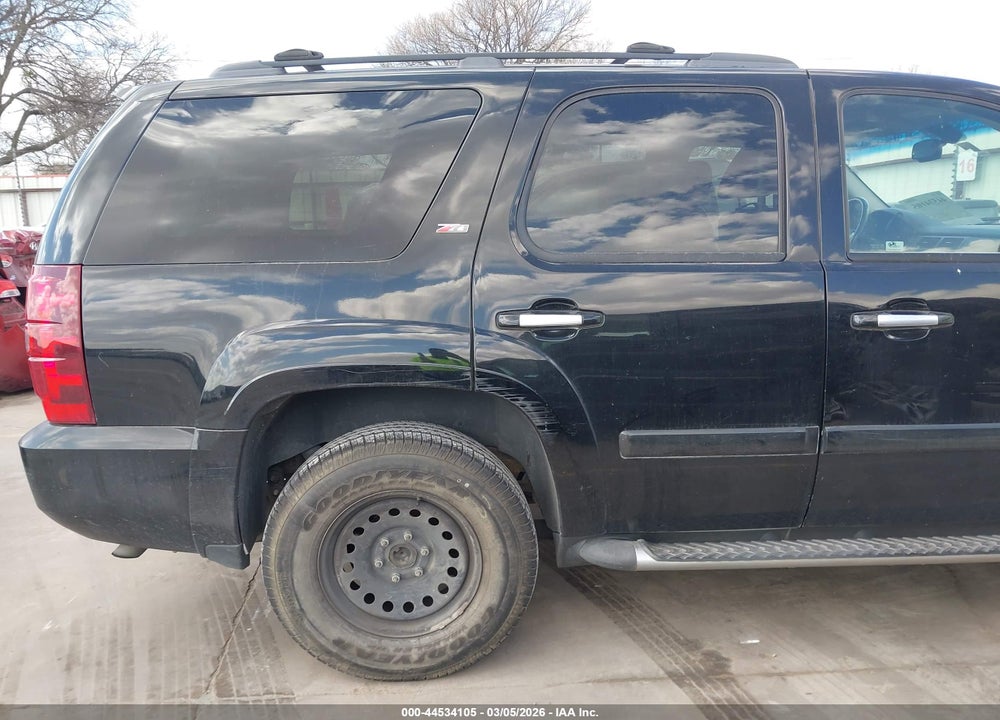 2007 CHEVROLET TAHOE LT VIN: 1GNFC13097R424373
